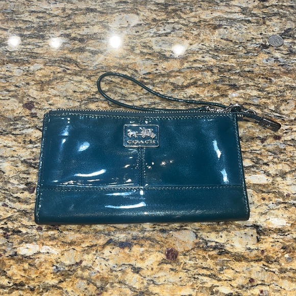 Coach Wristlet - Picture 1 of 6